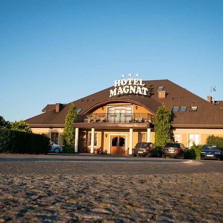 Hotel Magnat Słupca Eksteriør bilde
