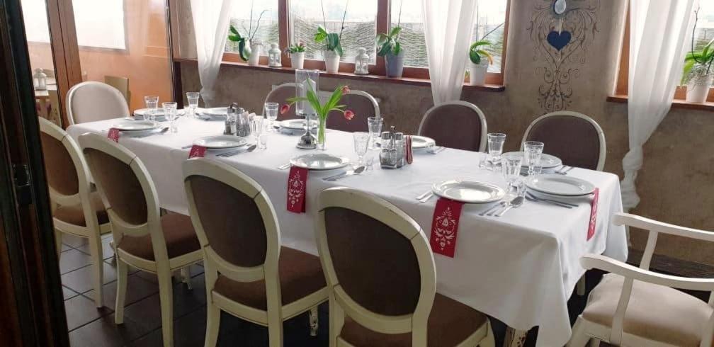 Hotel Magnat Słupca Eksteriør bilde